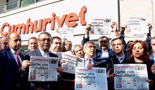 'Cumhuriyet'e ve Cumhuriyet Gazetesi'ne sahip çıkmak zorundayız'
