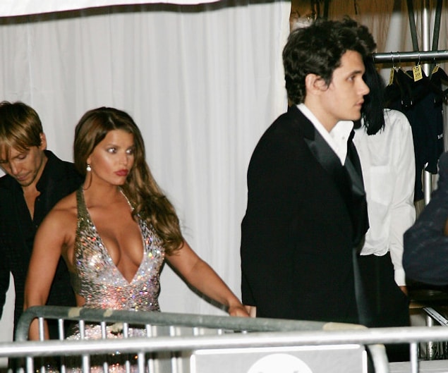 17. Bu sırada Jessica Simpson ve John Mayer ise yılın en şaşkın çifti olarak anıldılar.