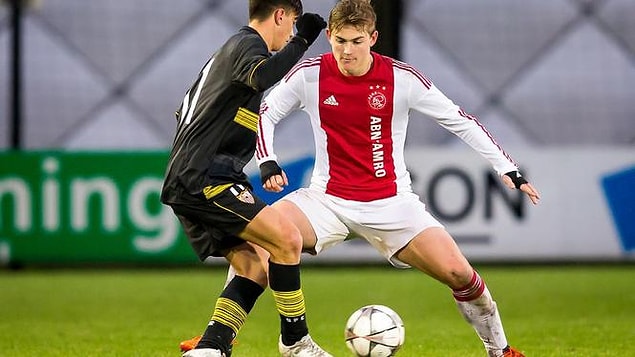 36. Matthijs de Ligt