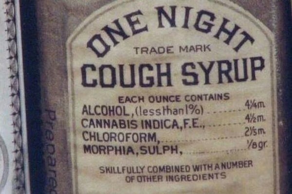 18. Таким был сироп от кашля 100 лет назад. Состав - алкоголь, конопля, хлороформ и сульфат морфия.
