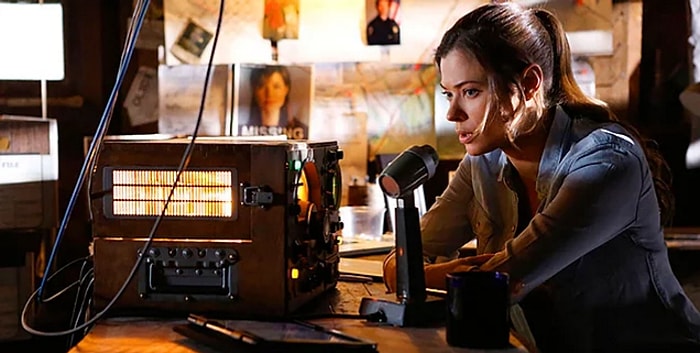 Готовьте пледы, ставьте чай! 13 сериалов, которые ждут вас в этом сезоне