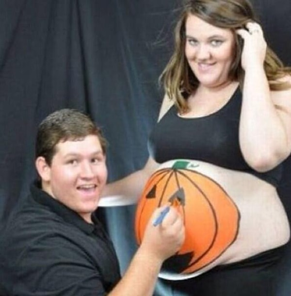 18. Бедный ребенок. Эта фотография испортит ему всю жизнь