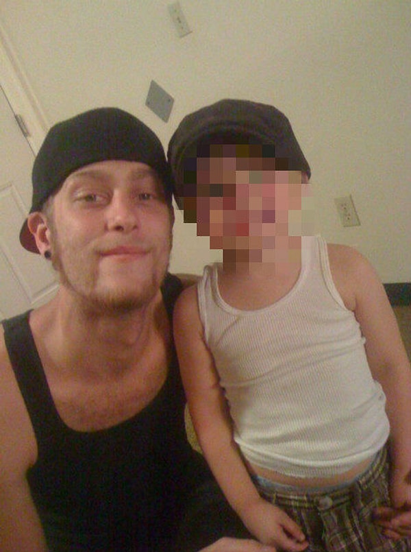 9. Во время допроса мальчик сказал, что Макивер применял к нему физическую силу и вводил ему что-то, что он описывал как «приятное лекарство».