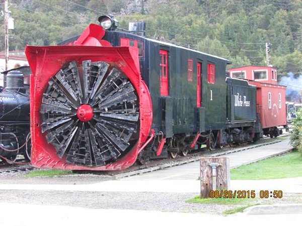 14. Trenler karla kaplı tren yollarını nasıl geçiyorlar, aha işte bununla