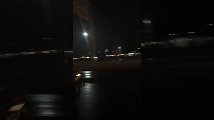 Голые байкеры с девушками разъежали по улицам Москвы