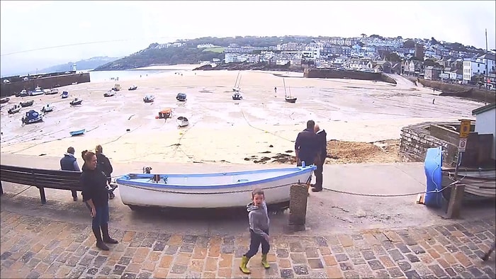 8 Yaşındaki Otizmli Çocuğun Harika Thriller Dans Performansı