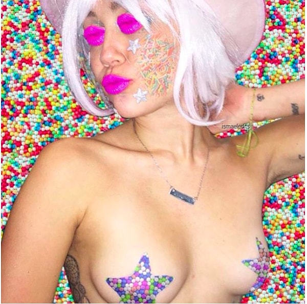 4. Майли Сайрус