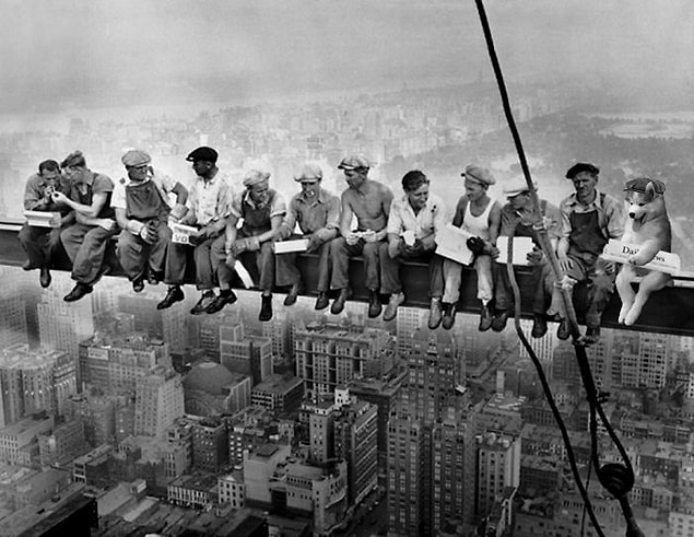 20. Rockefeller binasında bir mama molası.