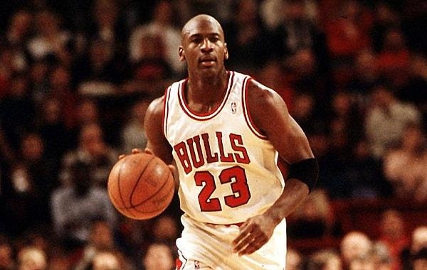 4. Michael Jordan (32,292 sayı)