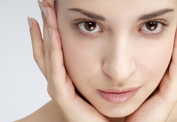 8. Решение полностью или частично отказаться от косметики можно даже считать индикатором гармонии с собой