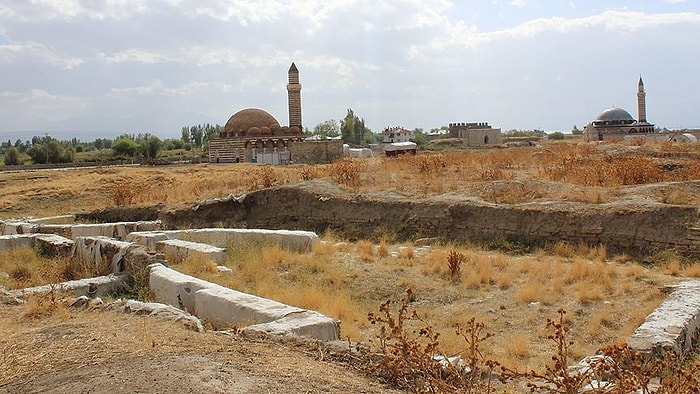 Eski Van Şehrinde Osmanlı'ya Ait Kamusal Yapılar Bulundu