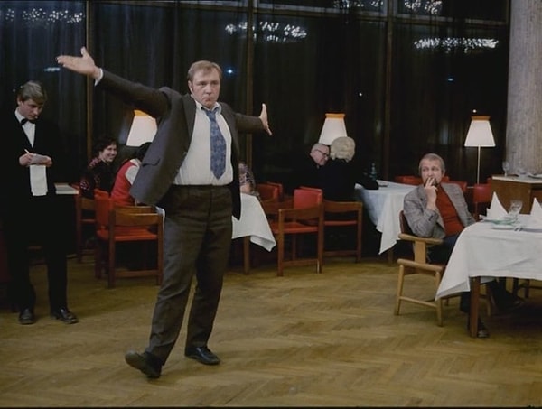 5. Где вы брали уроки таких странных танцев?