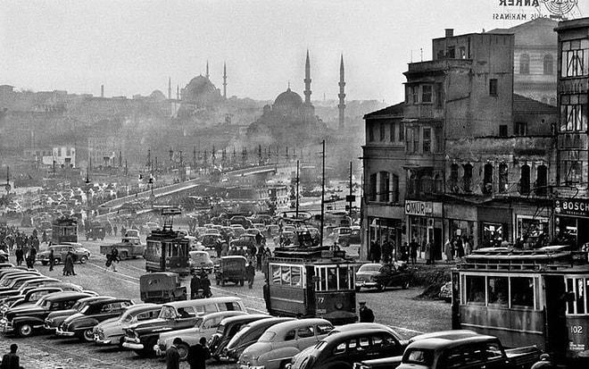 Bir Arabanın Arkasına Koyulan Kamerayla 1959 İstanbul'unda Gezmeye Ne Dersiniz?