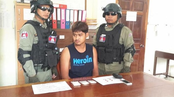 6. Судя по надписи на футболке, наркоторговец даже и не пытался скрываться 😆