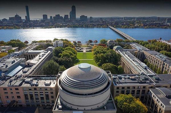 1. Massachusetts Teknoloji Entitüsü (MIT) / Cambridge, MA - ABD