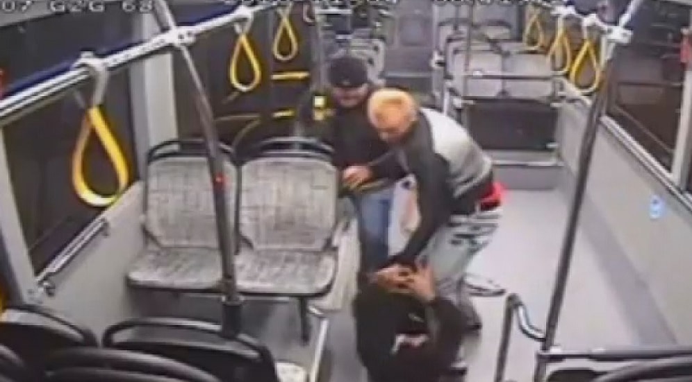 Halk Otobüsü Şoförünü Demir Çubukla Öldüresiye Döven Şehir Eşkıyaları