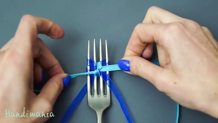 Birbirinden Farklı ve Pratik Olarak Fiyonk Nasıl Yapılır?