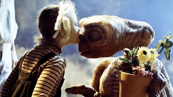2. Инопланетянин (1982)