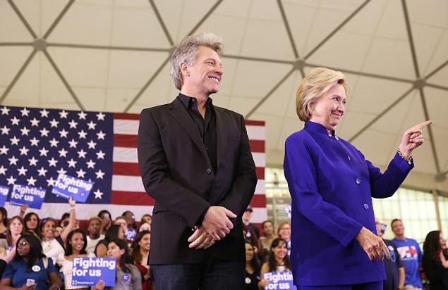 17. Hillary Clinton hangs with that ’80s rocker Jon Bon Jovi.
