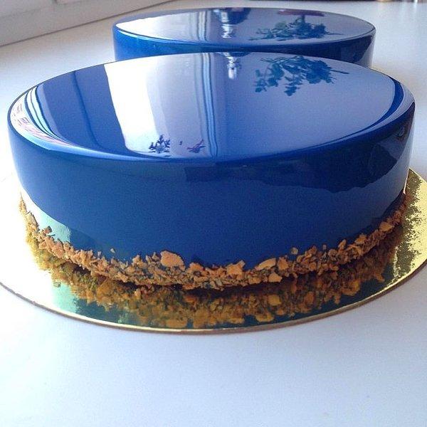 1. Parlak ve kusursuz mavi pasta!💙
