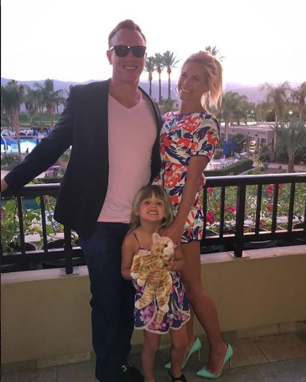 8. «Всего через несколько дней после свадьбы мы пошли в дом ее отца на Хэллоуин. Это был важный момент. После того, как мы с ее отцом разошлись, я преследовала цель подружиться с ним, а также создать хороший пример здоровых отношений для своей дочери. У меня получилось», - говорит Бриттани.