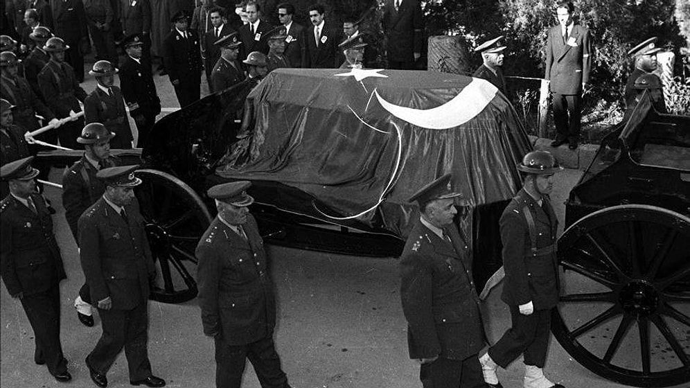 Atatürk'ün Naaşı'nın Etnoğrafya Müzesi'nden Anıtkabir'e Nakli