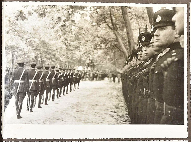 Atatürk'ün Cenazesine Ait Muhtemelen Daha Önce Hiç Görmediğiniz 33 Duygusal Fotoğraf