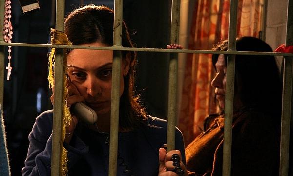 8. Leonera / Aslan İni (2008) | IMDB: 7,7