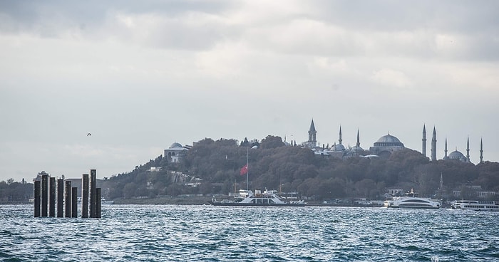 Kabataş Açıklarındaki Kazıkların Martı Projesi'ne Ait Olduğu Ortaya Çıktı