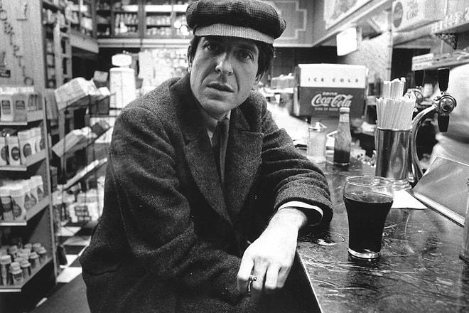Aşkın Bütün Hallerine Denk Gelen Bir Şarkısı Olan Leonard Cohen'in Az Bilinen 19 Fotoğrafı