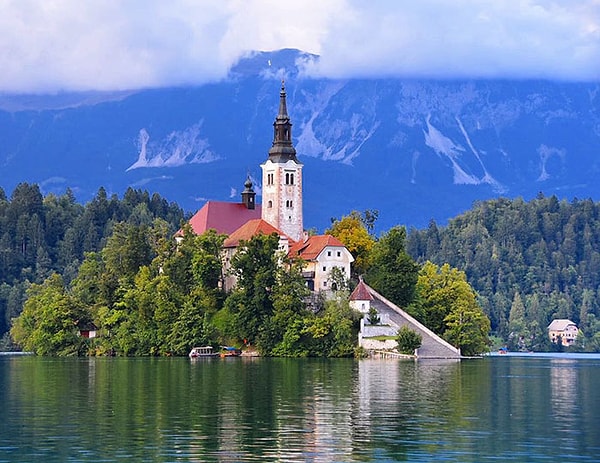 10. Путешествие обошлось ей в $200 000, но все расходы были покрыты спонсорами