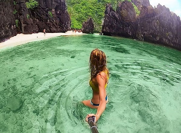 12. Ей всего 27 лет, но она уже повидала больше, чем большинство людей за всю свою жизнь