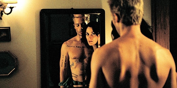 9. Помни (2000)