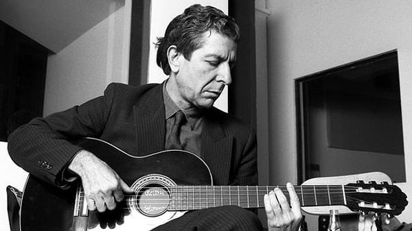 13. Çağımızın en önemli sanatçılarından Leonard Cohen, aslında 7 Kasım'da hayatını kaybetmiştir.