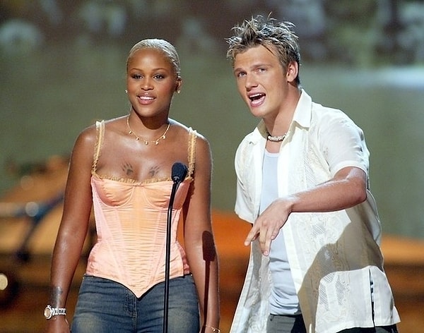 10. Корсет с джинсами