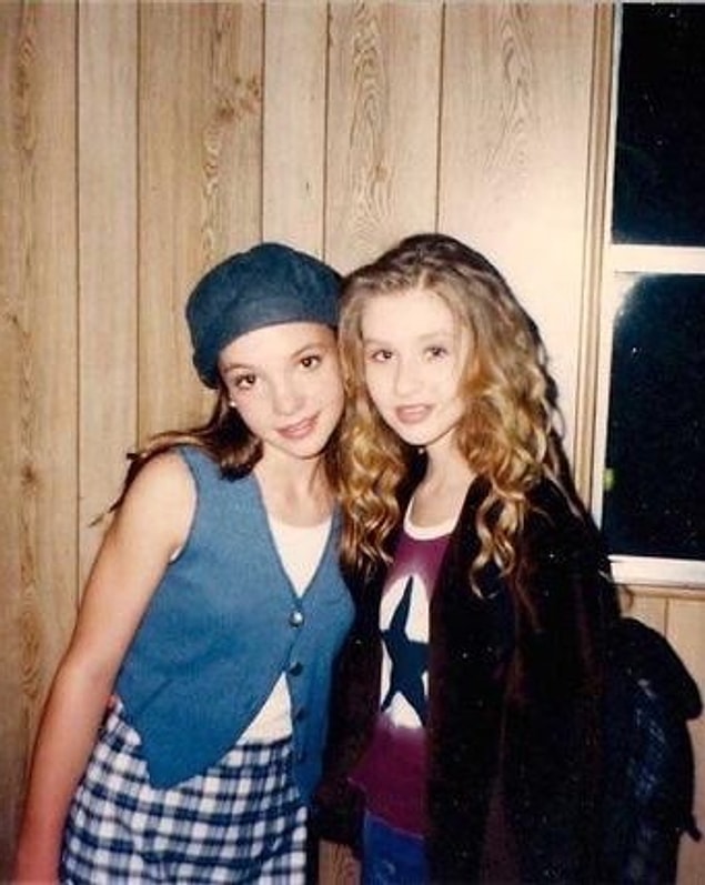 18. Britney Spears ve Christina Aguilera'nın tanışıklığı da The Mickey Mouse Club isimli çocuk programına dayanıyor.