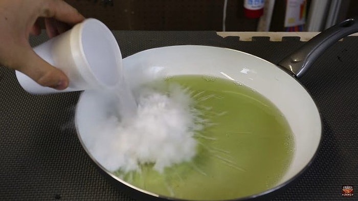 Benzine, Sıvı Nitrojen Dökülürse Ne Olur?