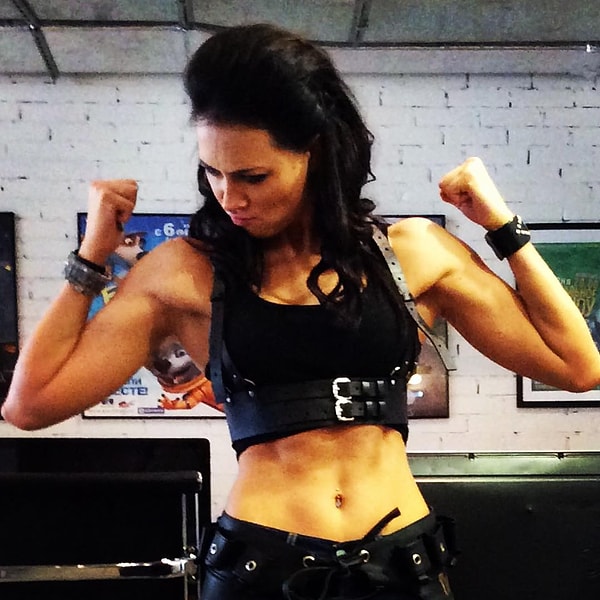 11. Тем не менее, Настя выразила благодарность создателям проекта за то, что ей дали шанс поучаствовать в нем: