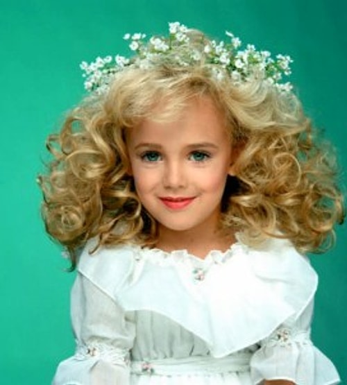 Katy Perry aslında cinayet kurbanı JonBenét Ramsey.