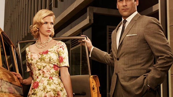 7. Открывайте перед ней дверь