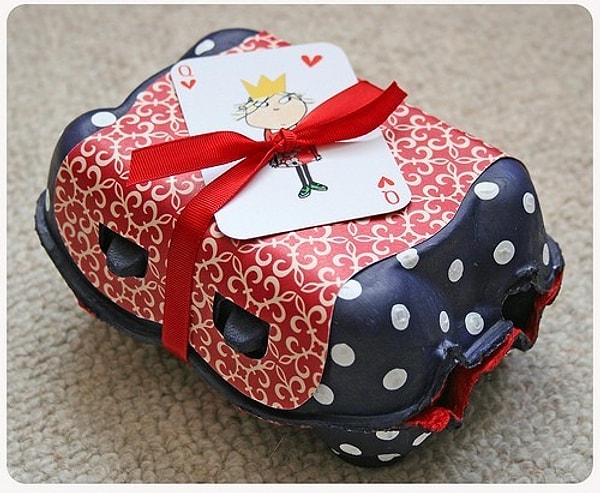 7. Включив фантазию, можно использовать даже лоток из-под яиц