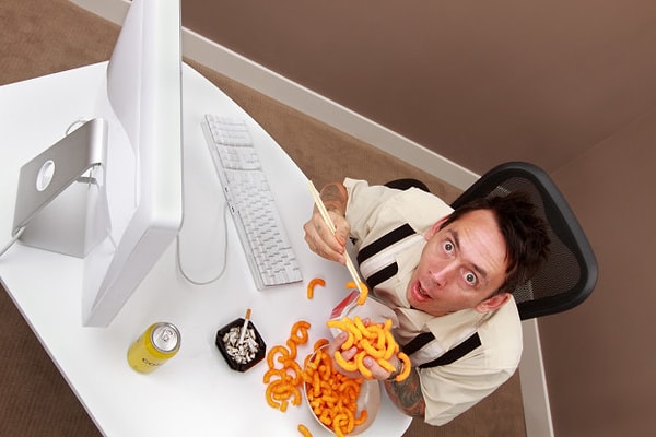 5. Заедать стресс