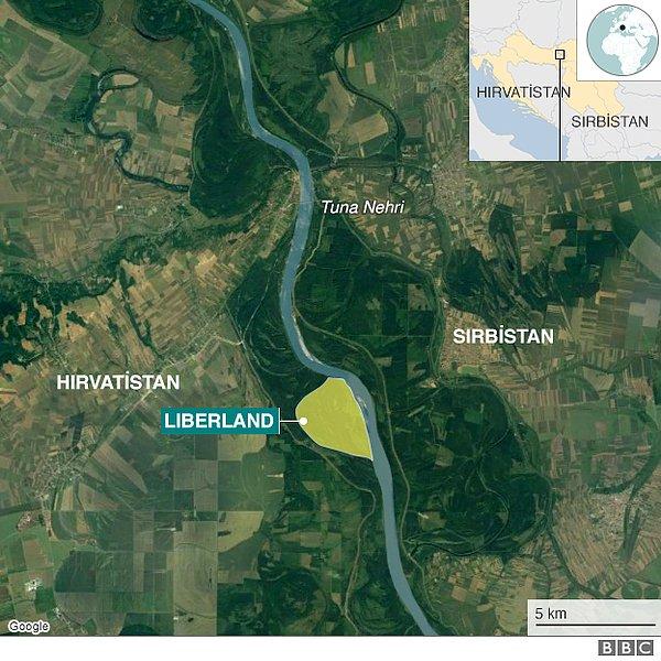 Jedlicka Liberland'a taşınamazsa, Tuna Nehri'nde bir gemide yaşamayı planlıyor. Böylece ne kadar ciddi olduğunu kanıtlayacağını düşünüyor...