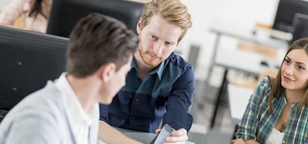 5. Пригласить ее на встречу с друзьями