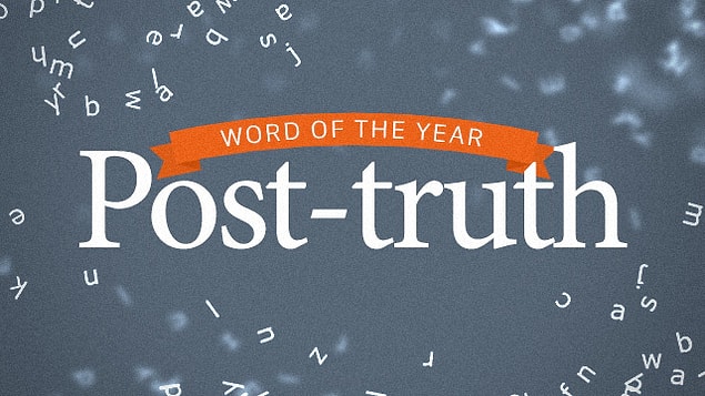 Post-truth kelimesi artık oxforddictionaries.com'da İngilizce sözlük kısmında yerini aldı ve sözlüğün editörleri kalıbın Oxford İngilizce Sözlüğü'nün ilerideki baskılarında yer alıp almayacağını görmek için önümüzdeki günlerdeki kullanımını takip edecekler.