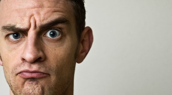 Топ-10 самых раздражающих женских привычек, которые бесят всех парней