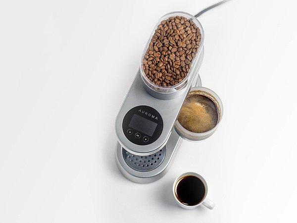 3. Auroma One hiç plastik atık ortaya çıkarmadan kişiye özel kahve yapabiliyor.
