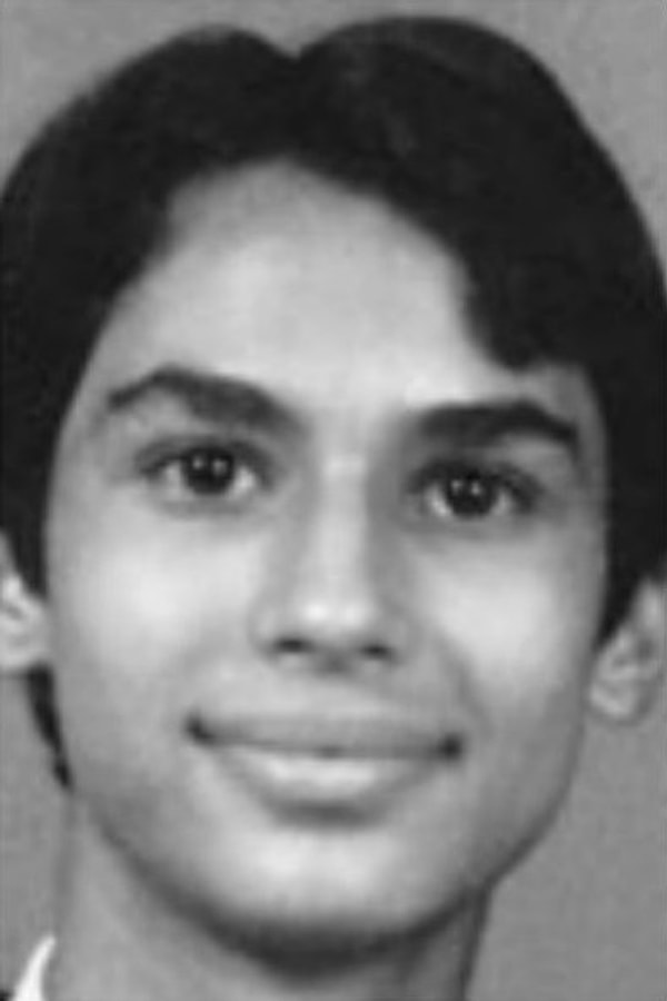 1. "Теория большого взрыва" / Кунал Найяр