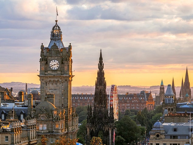 12. Edinburgh, İskoçya