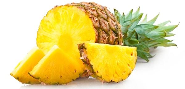 7. Ananas kan testlerinde kullanılan bir enzim içerir. Yaprakları ise liflerinden ip ve pino adı verilen bir bez yapmak için kullanılır.